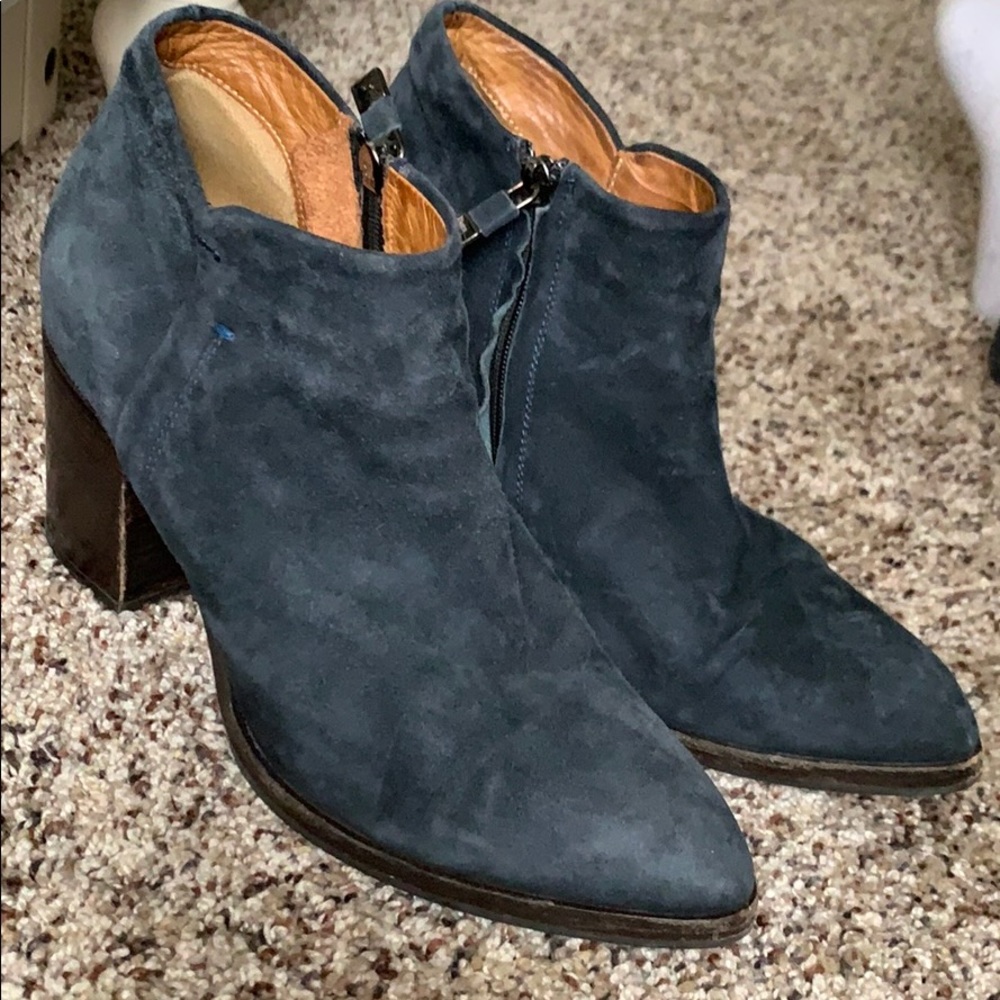 Alberto Fermani Blue Suede Booties